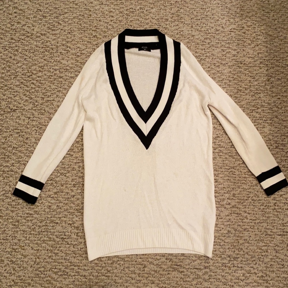Nasty Gal v neck black white sweater dress XS